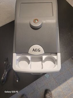 Autochladnička AEG