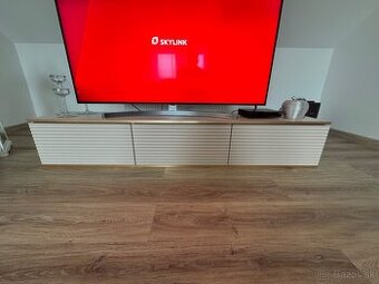 Stolik pod TV