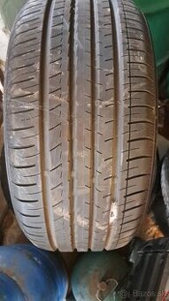 Predám letné Yokohama 245/40/R18