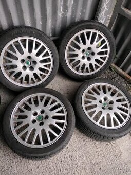 4ks alu disky orig. Škoda 5x100 r16 pneu 205/45 r16 5mm