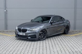 BMW M240i xDrive