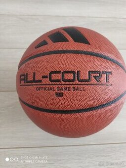 Predám basketbalovú loptu Adidas ALL-court nová