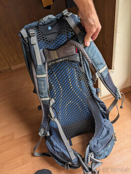 Osprey Atmos AG 50L - turistiský batoh - 1