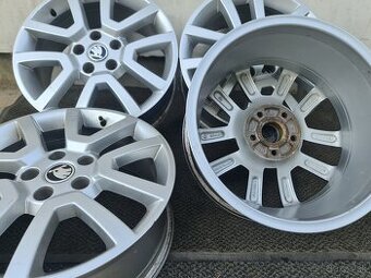 5X112 R17 7,0J ET45 DISKY ŠKODA