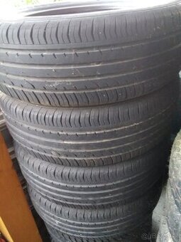 letné pneu 215/55 r18