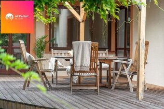 ALL PERFECT| Na predaj exkluzívny rodinný dom v centre Sered