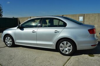 VOLKSWAGEN JETTA 1,6TDI 77kW 83586km SLOVENSKÉ