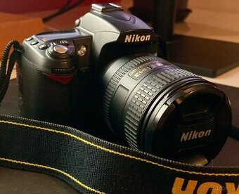 Nikon D90 –> zrkadlovka + 2x objektív Nikkor (taška+ruksak)