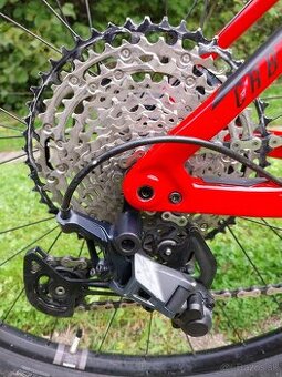 Horský bicykel Rock Machine CRB 70