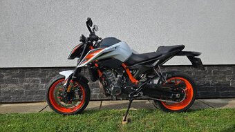 KTM DUKE R