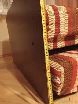 Rozkladacia pohovka a posteľ