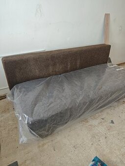 Valenda, gauč, posteľ