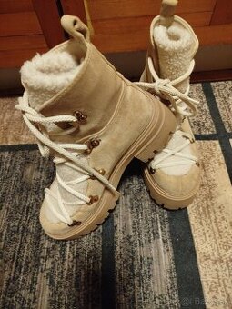 Zimné topánky - veľkosť 39