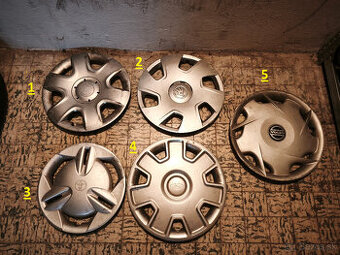 Rôzne originál puklice - viď foto a popis (1-4 ks)