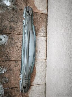 Vystuha zadneho naraznika volvo xc60