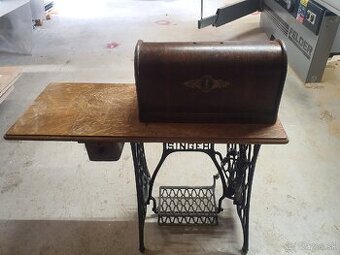 Predám šijací stroj Singer