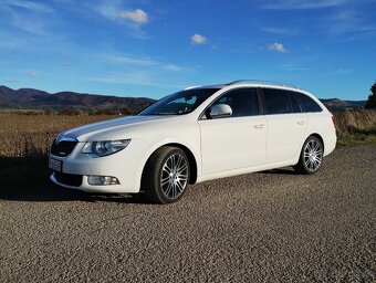 Škoda Superb Combi 1.6 TDI CR DPF Elegance GreenLine