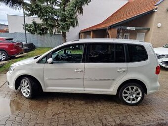 Volkswagen Touran 2.0 TDi DSG6 140k Comfortline (diesel)