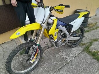 Predám Suzuki rmz 450 vstrek