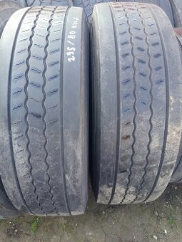 Predám vodiace pneu 295/80-22.5