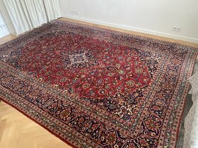 Pravý perzský koberec