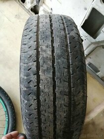 225/70 r15c