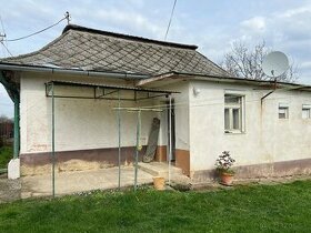Znížená cena Na predaj starší dom s veľkým pozemkom, Šarkan