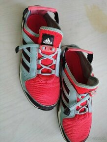 Botasky adidas