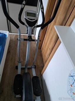 ZLACNENÉ - Stroj na cvičenie - Eliptický trenažér-kardio