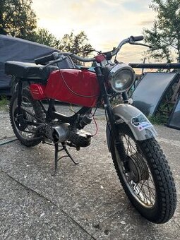 Jawa 23 mustang