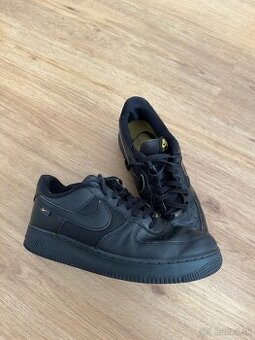 NIKE AIR FORCE 1/sneaker low/ Black/Gold/ EUR 44.5 / C