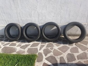 Predam letnu sadu pneu Dunlop Sport Maxx rt