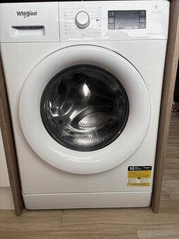 Práčka Whirlpool