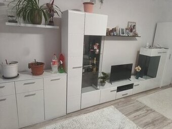 Obyvacia stena s TV