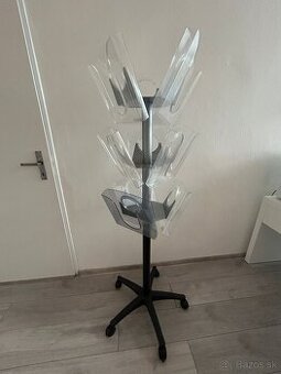 Otočný stojan na prospekty A4, 9 priehradiek