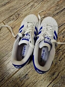 Adidas Superstar