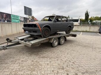 BMW E30 316i (1985) + BMW E30 318i (1988) projekt / renovace