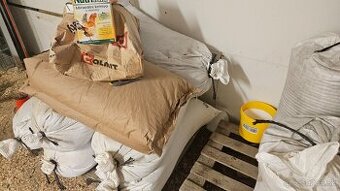 Predam zmesku pre hydinu