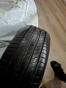 Michelin Primacy 4 - 215/65 R17 - Letné - DOT-2525 - 1