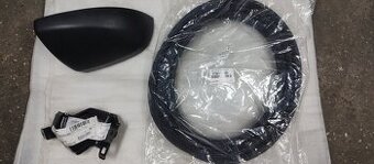 Toyota Prius V 5 - pirela Mercedes EQB Vito - kryt zrkadla