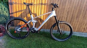 Krbónový CUBE STEREO HYBRID 160 HPC SL 750Wh, XL