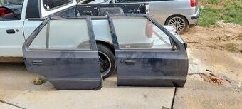 Dvere Felicia tmavomodrá PP a PZ