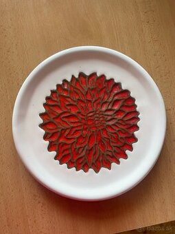 Dekoračný tanier