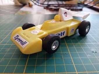 Predám ites tyrrell žltý