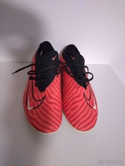 Nike Phantom SR pro