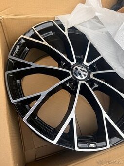 Disky R19 5x112 ET45 8J–  Warmenau style