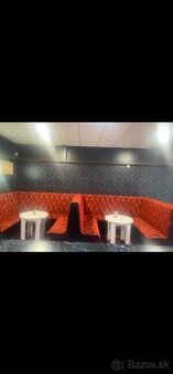 Predám dva barové U boxy + 2 stoly