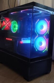 Ryzen 7, 32GB RAM, Radeon VII 16GB HBM2