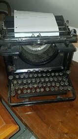 Písací stroj zbrojovka Brno