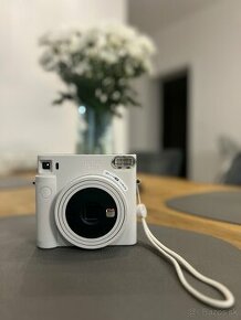 Instantný fotoaparát Fujifilm Instax SQ1